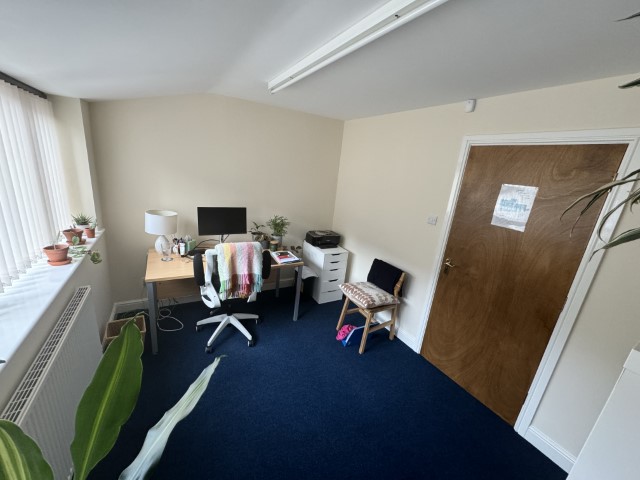 1-2 person office in Buxton
